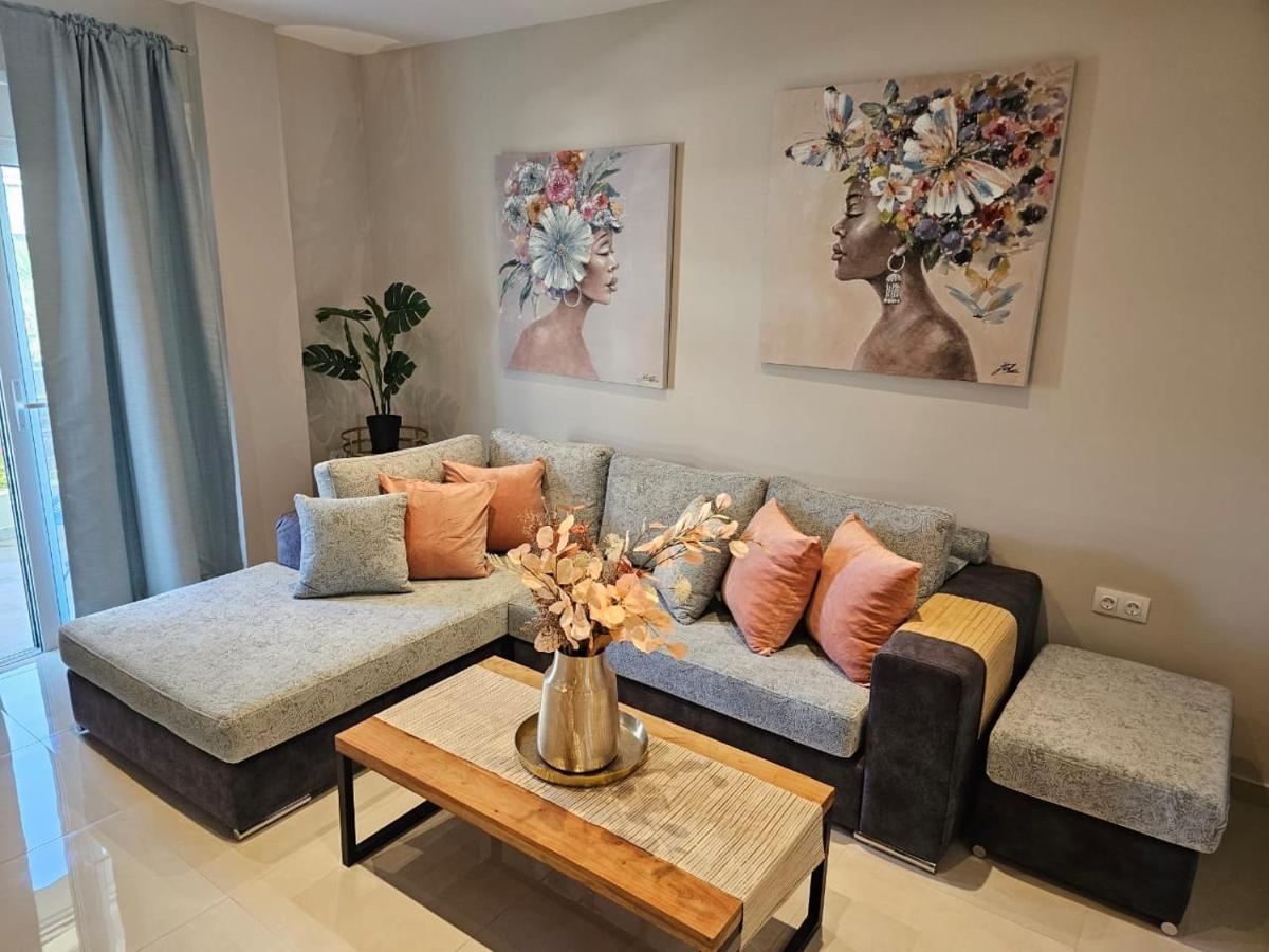 Agora Luxury Apartment 3 Лоутраки Экстерьер фото